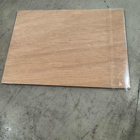 Beautiful frame able  Wooden Plaque with Engraved Mountains & Psalms 9:9-10🏔️🏔️ - Picture 6 of 6